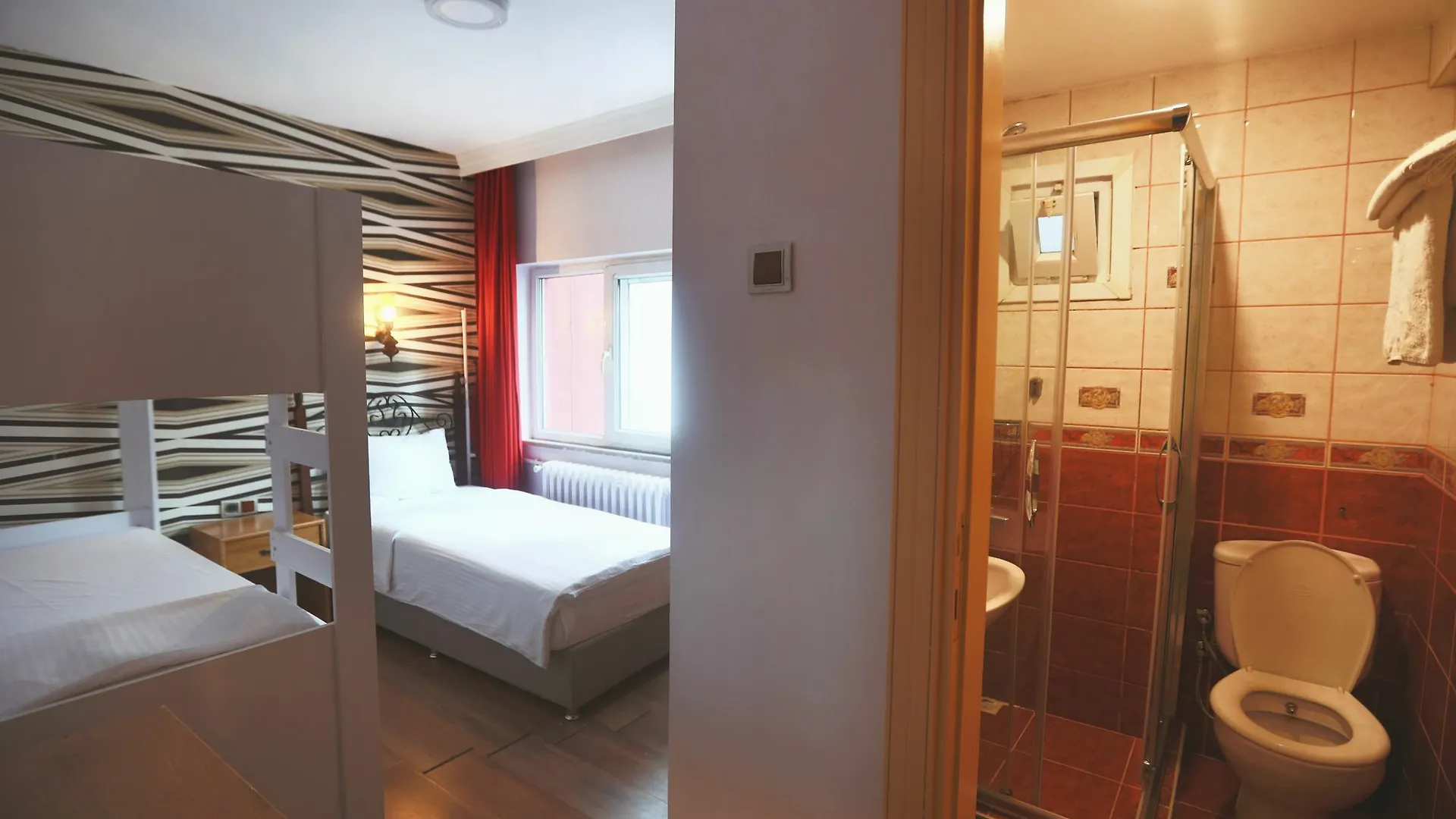 Mansion By Cheers Otel İstanbul 4*,  Türkiye