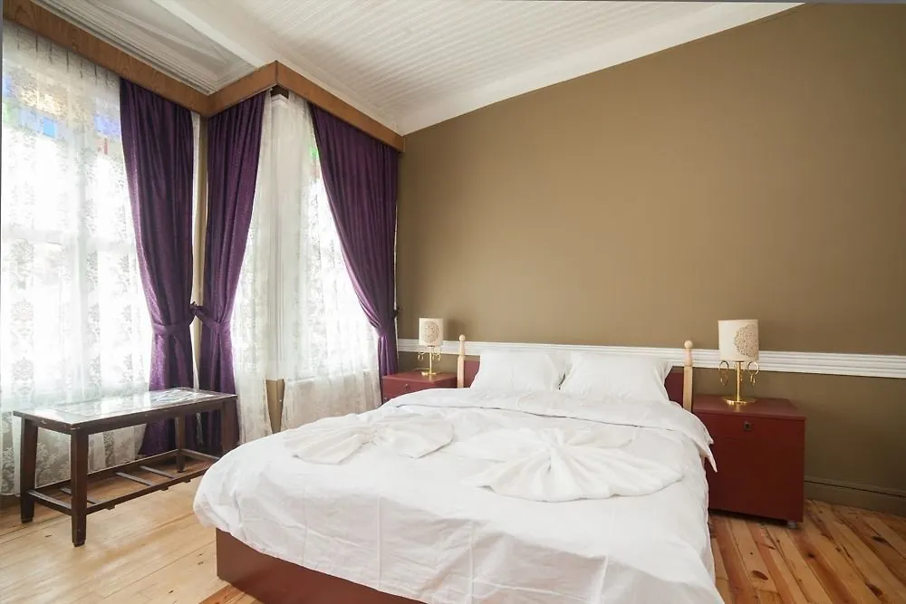 Mansion By Cheers Hotel Istanboel